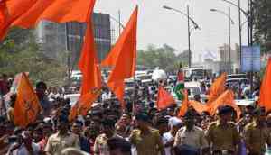 Sena imitates its goon MP Gaikwad, threatens to stall Mumbai airport operations