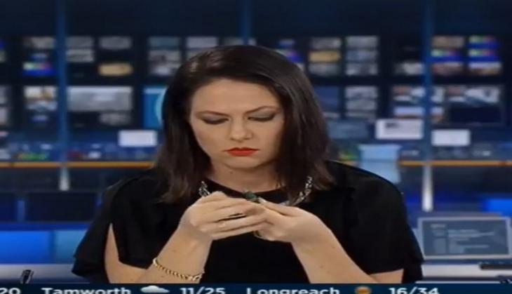 Newsreader caught 'daydreaming' on live TV and her reaction is 'priceless'