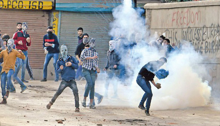 Kashmir: Stone-pelters use nick-names like 'Doraemon' and 'Chulbul Pandey' to identify cops