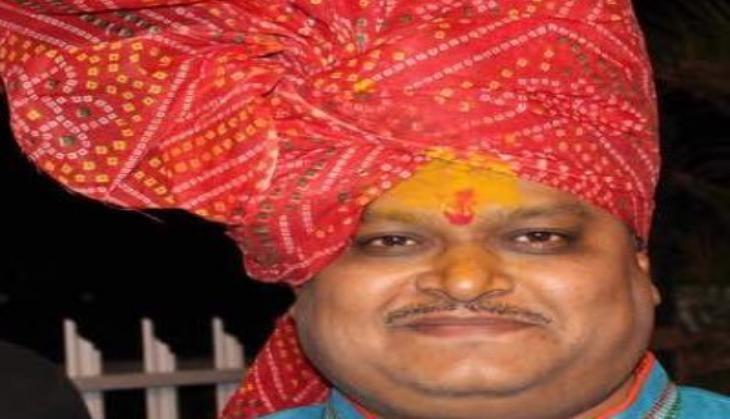 Sudarshan TV editor Suresh Chavhanke