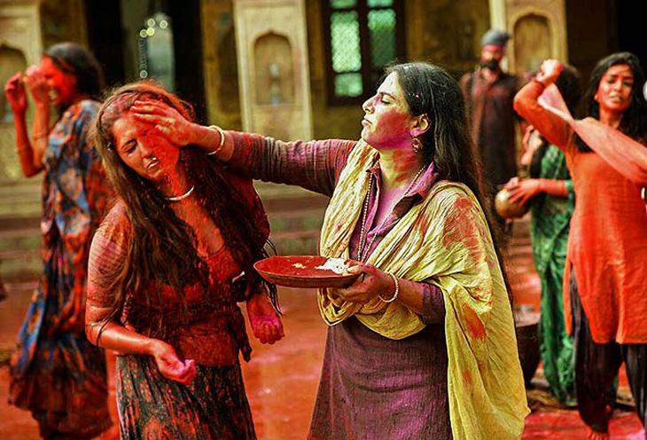 Begum Jaan movie review: Too much masala, very little taste | Catch News