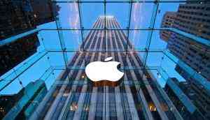 iCar anyone? Apple receives patents for self-driving cars in California