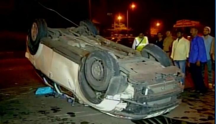 Delhi: Two killed, three injured in Kashmiri Gate car accident