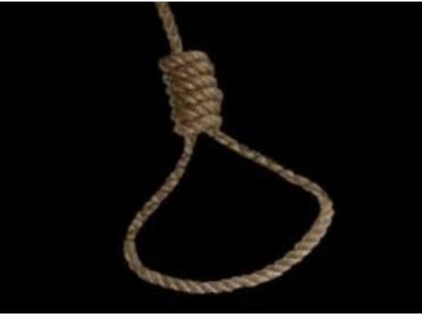 UK school asks teen students to draft suicide note for homework