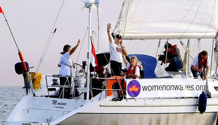 Women on Waves: Dutch boat helps women with abortions in Mexico