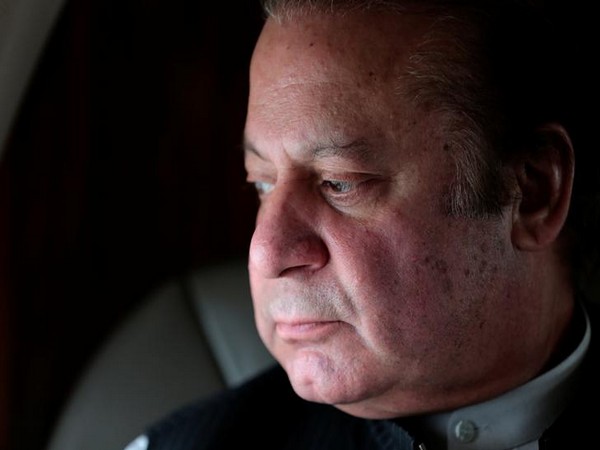 Lawyers in Pakistan call for countrywide strike to seek Sharif's resignation