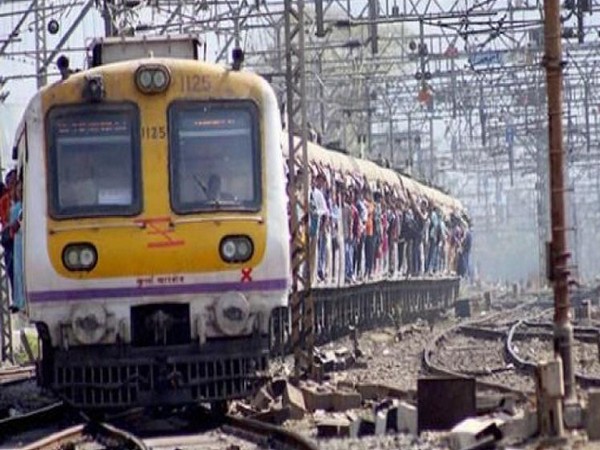 Mumbai: Local train services affected post track fracture