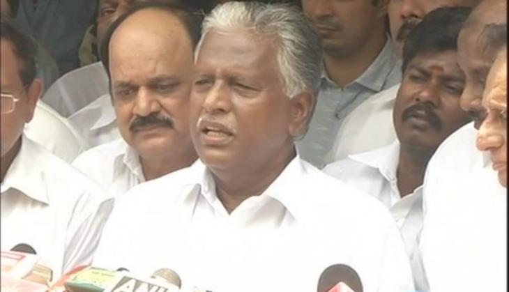 Tamil Nadu: Removal of VK Sasikala posters brings AIADMK rival factions closer