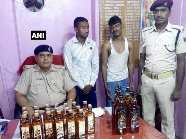 Bihar: Police seizes 27 liquor bottles in Gaya