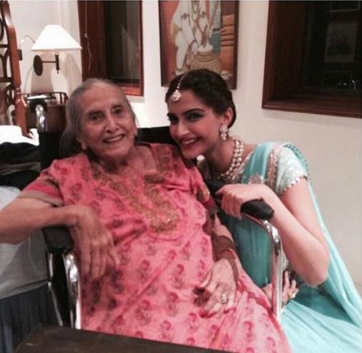 Sonam Kapoor mourns nani's demise with heartfelt post 
