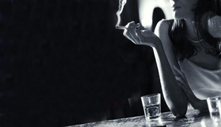 HONEY TRAPPED