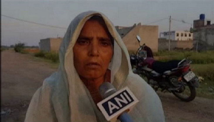 Mother of Lance Naik Hemraj