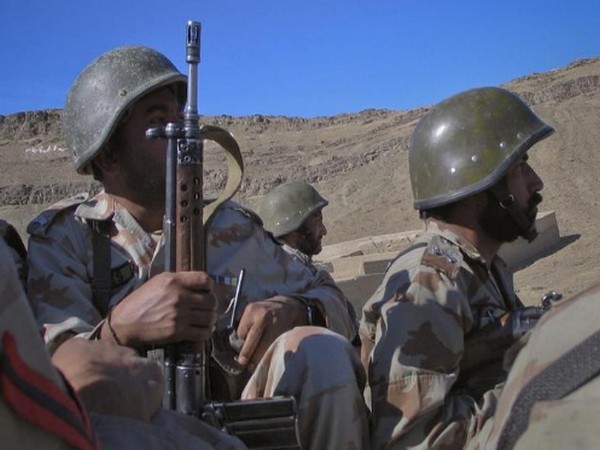 Iran warns Pakistan on safe-guarding terrorist havens 