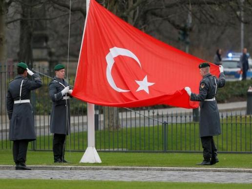 Germany grants asylum to Turkish soldiers
