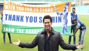 Sachin Tendulkar spends time with 'Bharat Army' in UK