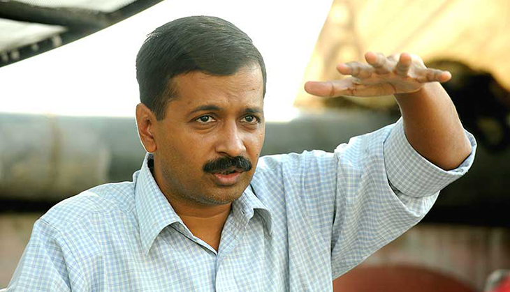 Delhi CM Arvind Kejriwal plays cricket during a tournament; video goes viral