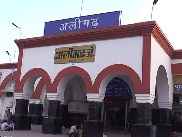 Aligarh Railway Station on high alert following bomb scare