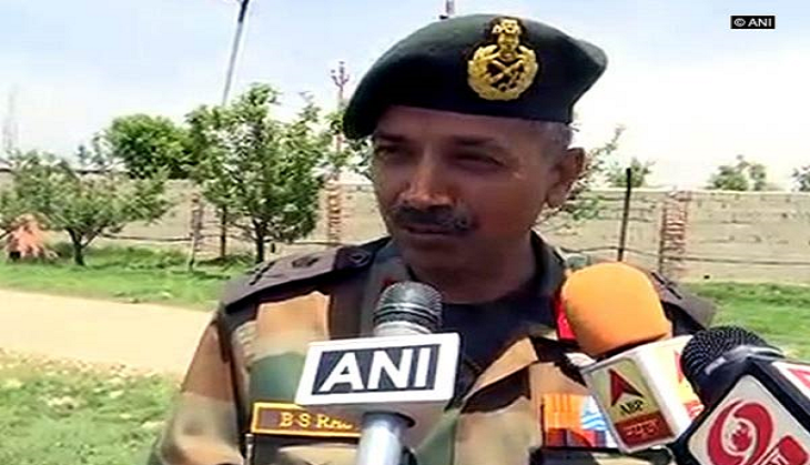 Shopian: GoC Victor Force visits slain Lt. Ummer Fayaz's grieving family