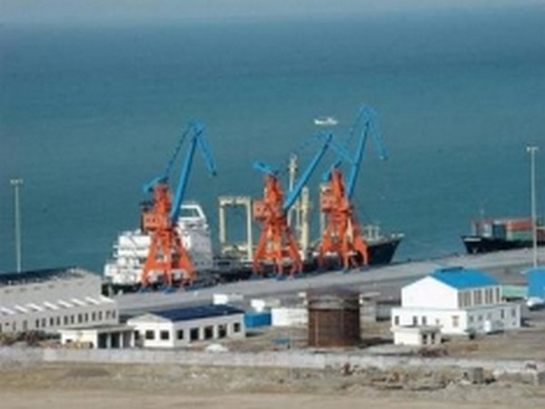 Gunmen kill ten workers linked to CPEC project in Balochistan