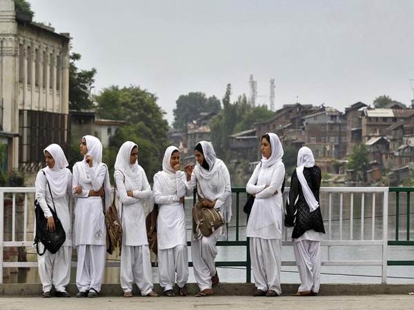 J-K: All schools along LoC closed for indefinite period