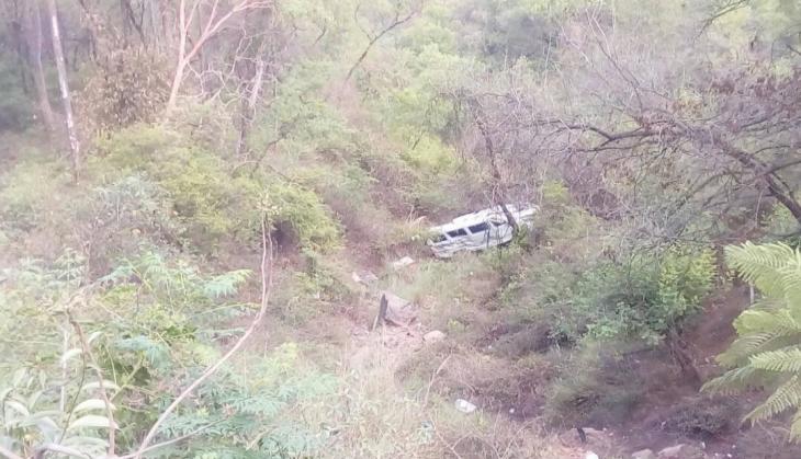 Himachal: Tempo plunges off cliff, killing three people
