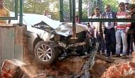 Hyderabad: One killed, four injured after car rams into traffic pole