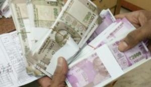 Here are 7 hacks before buying foreign currency in India