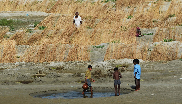 Fadnavis promised 5 lakh farm ponds. But his govt could manage to dig up only 5,000
