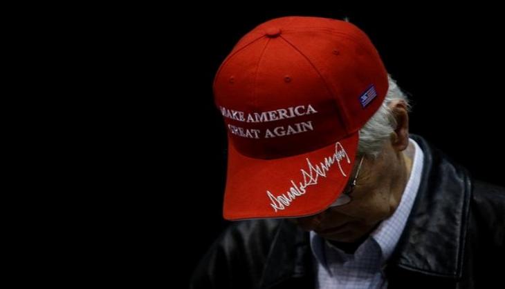 Passenger wearing 'Trump hat' kicked off UA flight