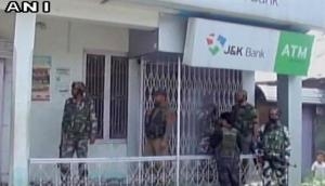Bank robbery by militants foiled in Kashmir