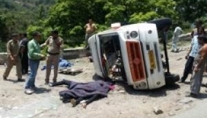  Himachal Pradesh: Two dead, eight injured after mini bus overturns 