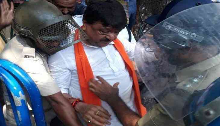 BJP rally in Kolkata turns violent, several injured leaders faces arrest