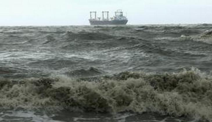 300,000 people evacuated, airports closed post Cyclone Mora