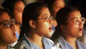 Mamata sets up self-regulatory panel to rein in private school fees