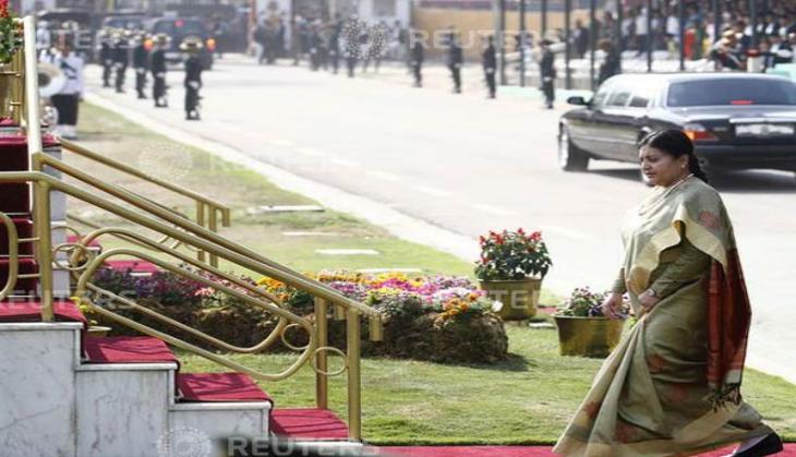 Install a majority government: Nepal President to politicos