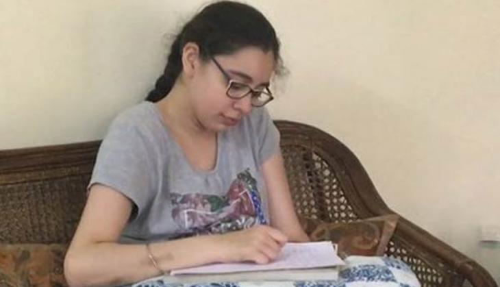 Pune girl beats physical disability, scores 91.4 percent in Boards