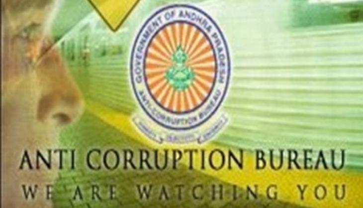 ACB conducts raids at Gajuwaka sub-registrar's places