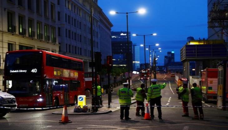 UK police arrest 3 including teenage girl on extremism