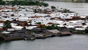 Bangladesh flood victims starving