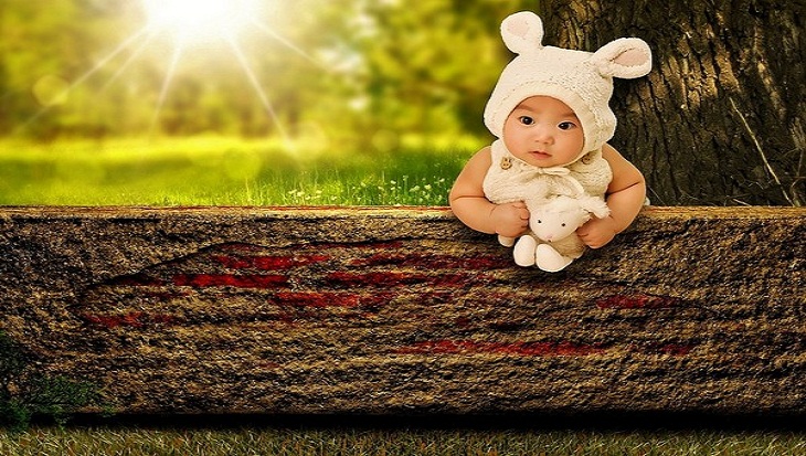 Let your baby bask in summer's glory
