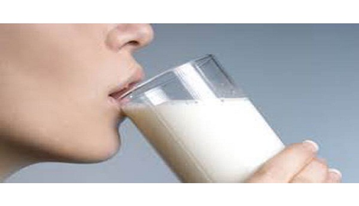 Consuming three servings of low-fat milk daily ups Parkinson's risk
