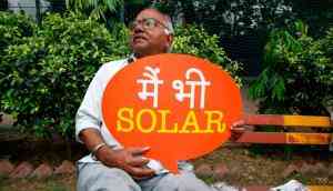 Hop on the bandwagon: #GoSolar bus tours Delhi to make solar power cool