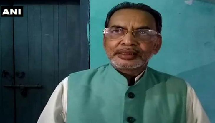Youth Congress workers arrested for hurling eggs at Agriculture Minister