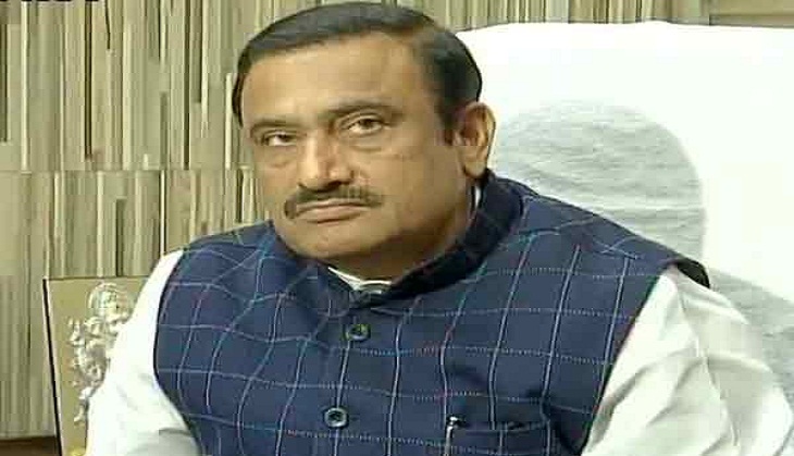 Farmers' suicides are result of family disputes, says MP Home Minister