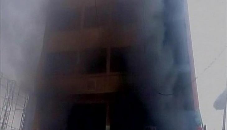 Telangana: Building catches fire, 30 trapped