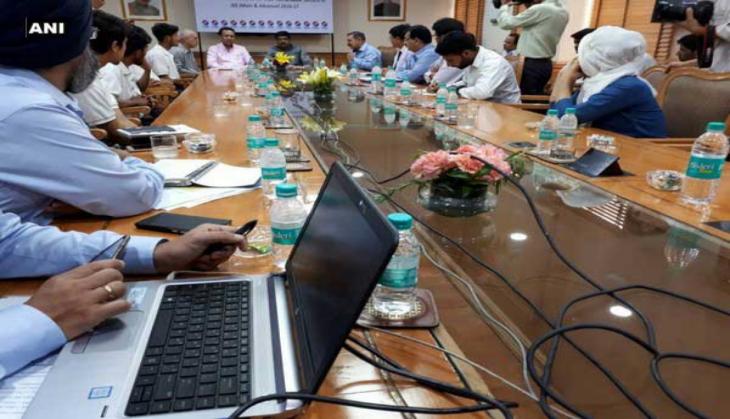 Petroleum Minister Pradhan felicitates Kashmiri students