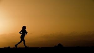 Underweight female runners at more stress fracture risk