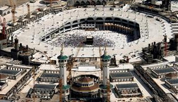 Haj committee providing orientation to Kashmiri pilgrims in Srinagar
