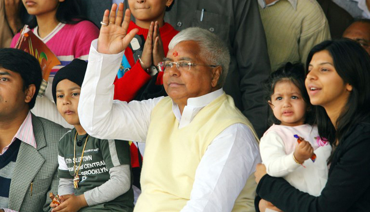 IT raids against Lalu's family continue. But Nitish won't dump him yet