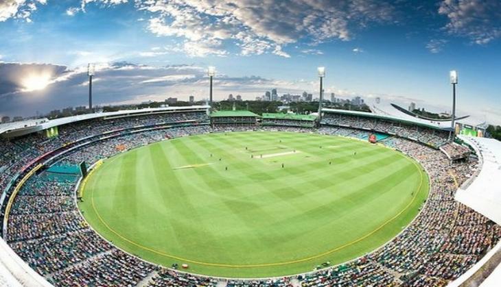 Tom Parker steps down as SCG curator